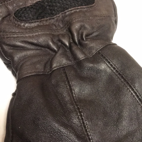 Men’s Leather Gloves - Picture 3 of 4
